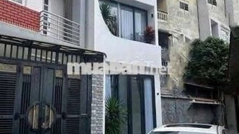 Hiếm ! Xe hơi đỗ cửa ! Ngay khu nhà giàu Đặng Văn Ngữ, 3.4m x 10m