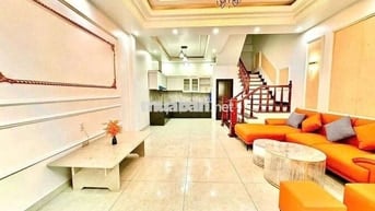 Bán nhà Mỹ Đình - gần bến xe - Full nội thất - 40m - 9.5 tỷ