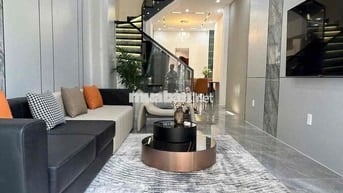 cho thuê nhà 4 tầng kiệt oto 5m đường nguyễn hoàng 3pn/4ưc