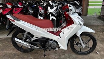 Future fi 2022 trắng đỏ ( hỗ trợ góp )