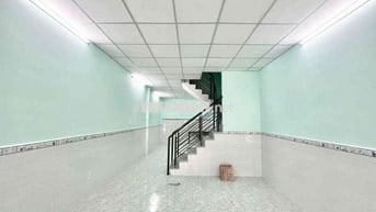 NHÀ MỚI, HẺM XE HƠI, GẦN BỐN XÃ