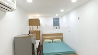 Căn hộ dịch vụ 18m, Nguyễn Cửu Vân, giá: 4,2 triệu