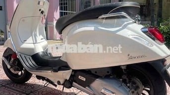 vespa sprint Lươt - odo 10k