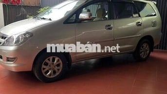 Toyota Innova 2008 G - 100000 km