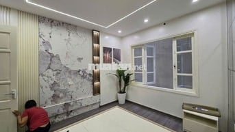 BÁN NHÀ-CẦU GIẤY-NGÕ ĐẸP-VÀO Ở LUÔN