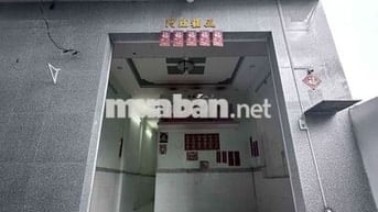 Nhà xinh ngay Chợ Hưng Long Đường Đoàn Nguyên Tuấn 2 tầng BTCT
