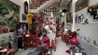 🏠 BÁN NHÀ LÀNG TĂNG PHÚ THỦ ĐỨC – 6.8 TỶ – NHÀ ĐẸP 3 TẦNG, HẺM NHỰA 
