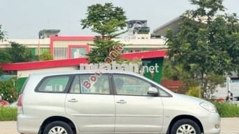 Toyota Innova G 2010