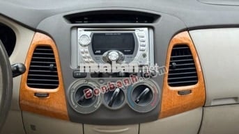 Toyota Innova G 2010