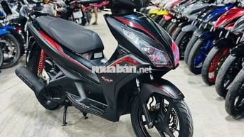 XE MÁYTHANH TÙNG_AIR BLADE 125 ĐEN NHÁM ĐỘ ĐÈN