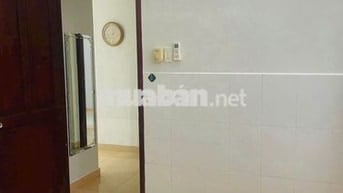 Bán căn hộ chung cư Bông Sao lô A, Phường 5, Q8.