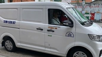 cần tuyển tài xế chạy xe tải van giao hàng giấy