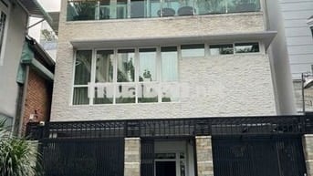 🏡  Nhà Nguyên Căn Hẻm Lớn Hoàng Hoa Thám_P13_7x18m_Trệt 3 Lầu_Mới Đẹp