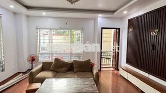 CHO THUÊ NHÀ 5 TẦNG – VỪA Ở VỪA KD – MT 5.6M – Ô TÔ VÀO NHÀ - LÔ GÓC
