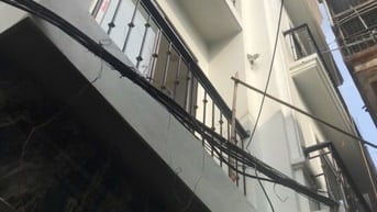 CHỈ 6,6 TỶ CÓ NHÀ 5 TẦNG XÂY MỚI ĐẸP ĐƯỜNG DƯƠNG VĂN BÉ, HAI BÀ TRƯNG,