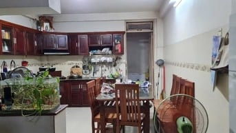 Cho thuê nhà mặt tiền Phú Thuận, Q.7, 4x20m, 3 lầu, giá 30 triệu 