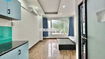 PHÒNG MỚI XÂY - STUDIO BAN CÔNG FULL NỘI THẤT NGAY CÔNG VIÊN LÀNG HOA