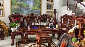 NHÀ 3 LẦU XE HƠI  – ĐÀO TÔNG NGUYÊN – THỊ TRẤN NHÀ BÈ