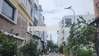 👉P. BÌNH HƯNG HOÀ, PHẠM ĐĂNG GIẢNG Hẻm xe hơi, 3 tầng, ngang 4m2- dài