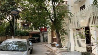 Bán biệt thự KDT Mỹ Đình lô góc mới đẹp, phân khu cao cấp 176m2 119 tỷ