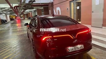 VinFast Lux A2.0 premium 2021 - 51000 km