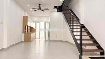 GẤP BÁN NHÀ NGAY UBND THẠNH XUÂN – HẺM XE TẢI – 2 TẦNG – GIÁ CHỈ 4.98