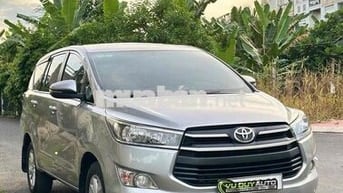 Toyota Innova 2019 2.0E - 140000 km