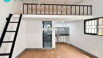 CHO THUÊ PHÒNG MỚI - GÁC CAO - GIỜ GIẤC TỰ DO NGAY SÁT TRƯỜNG ĐH LỚN