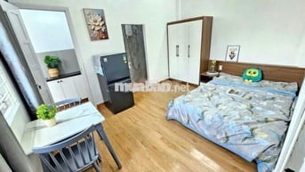 Phòg ngay Chợ Bến thàh,full nộithất:tủ lạh,máy lạh,máy giặt,0 chug chủ