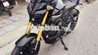 YAMAHA MT15 FULL ĐEN ,ĐỒ CHƠI RẤT NHIỀU.QUÝMOTOR