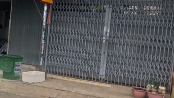 Bán nhà riêng gần chợ đầu mối Hóc Môn, 4,9 tỷ, 60m2.