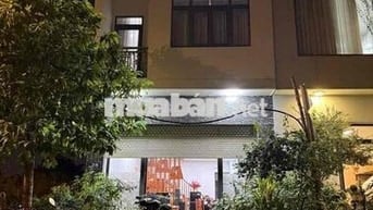 💥💥💥Bán Nhà Sổ Riêng Giá Rẻ Ngất Thị Trường
