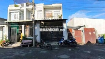Bán nhà 8 x 17,5 (139,6m2 full thổ) hẻm ôtô gần Trường Nguyễn Hồng Đào