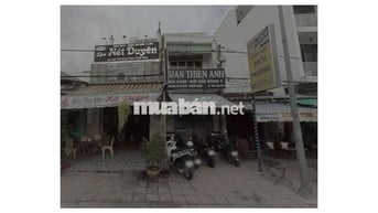 Nhà mặt tiền đường Huỳnh Cương