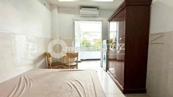 Căn hộ bancol đầy đủ tiện nghi ngay đầu đường Luỹ Bán Bích giáp Quận10