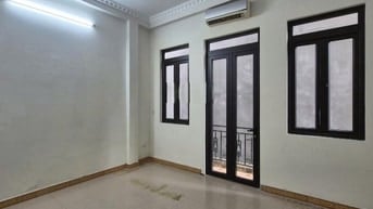 Cho thuê nhà riêng tại Ngõ 68 Cầu Giấy - 40m², nhà 4 tầng, 5PN
