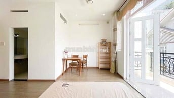 Full nội thất.Thang Máy - Tách Bếp Hoàng Hoa Thám. Ở liền trong tháng.