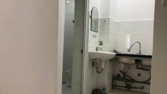 Chung cư Phan Xích Long, P7, PN: 60m2, 2p ngủ, máy lạnh, 9tr/th