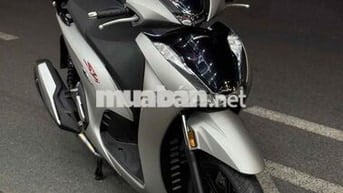 Sh 350i đăng kí lần đầu 2024. máy zin. chính chủ