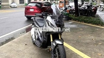 Ra đi đam mê Honda X-ADV cũ như mới vài tháng