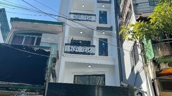 Nhà 7 Lầu Thiết Kế hiện đại Mặt Tiền 131 Nguyễn Du 