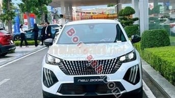 Peugeot 2008 Premium 1.2 AT 2025