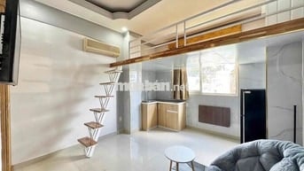 DUPLEX CỬA SỔ TRỜI - ĐẦY ĐỦ NỘI THẤT - GẦN QUẬN 10 - THANG MÁY