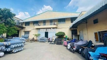CHO THUÊ KHO 2350M2 ĐƯỜNG NGUYỄN VĂN QUÁ PCCC VÁCH TƯỜNG TẢI 10 TẤN