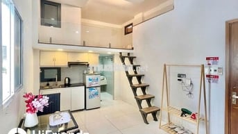 Phòng rộng 40m2 - Gần KCX, cầu Tân Thuận, UFM, KDC Phú Mỹ Hưng, Q1,Q4