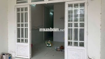 Nhà 3 phòng đ. Trần nam phú (đậu oto) 5tr