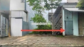 MT Trần Quý Khoachd sát  Hồ tùng mậu, vị trí đẹo ạ