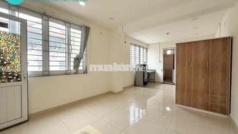 CĂN HỘ STUDIO RỘNG 40M2 CỬA SỔ THOÁNG FULL NỘI THẤT NGAY TRƯỜNG CHINH