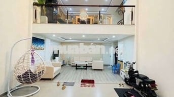Bán Nhà hẻm ô tô 1 Trệt 2 Lầu Đường Lê Hồng Phong, P4, Vũng Tàu