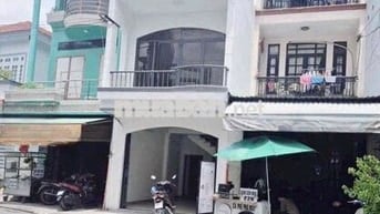 Mặt Tiền Đường Tân Phú .thuận tiện vừa ở -KD .nhà đẹp có Thương Lượng